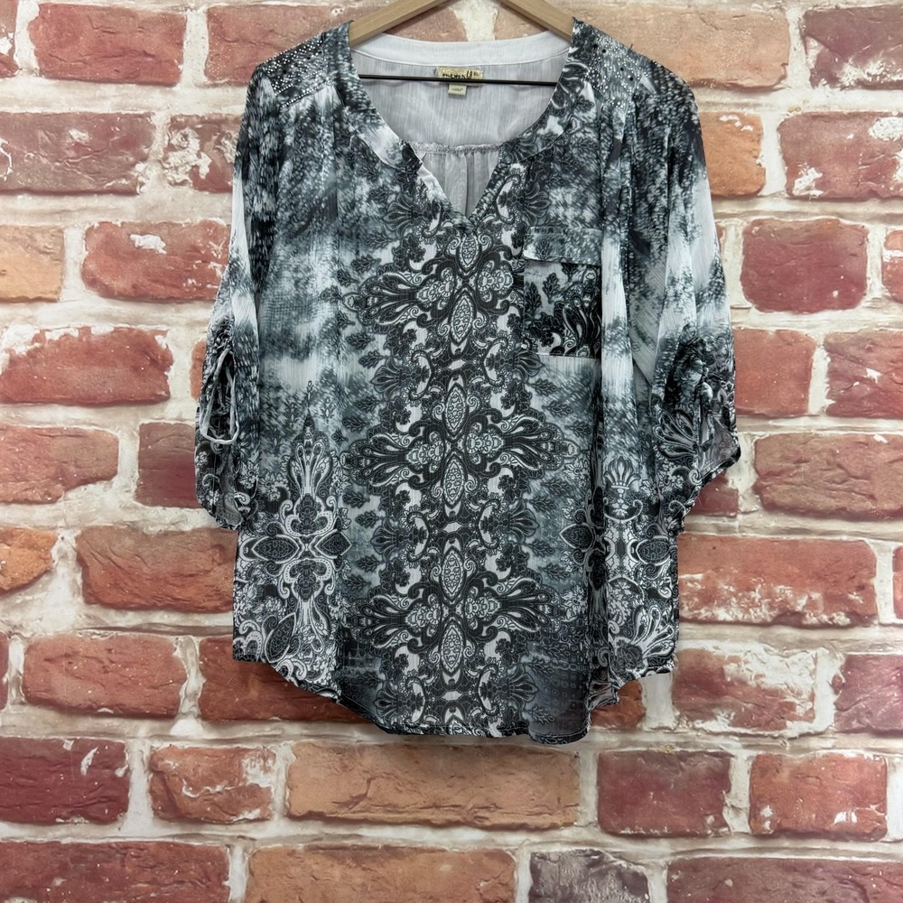 One World Top Women's XL Gray Multicolor Boho Floral Abstract Casual Shirt